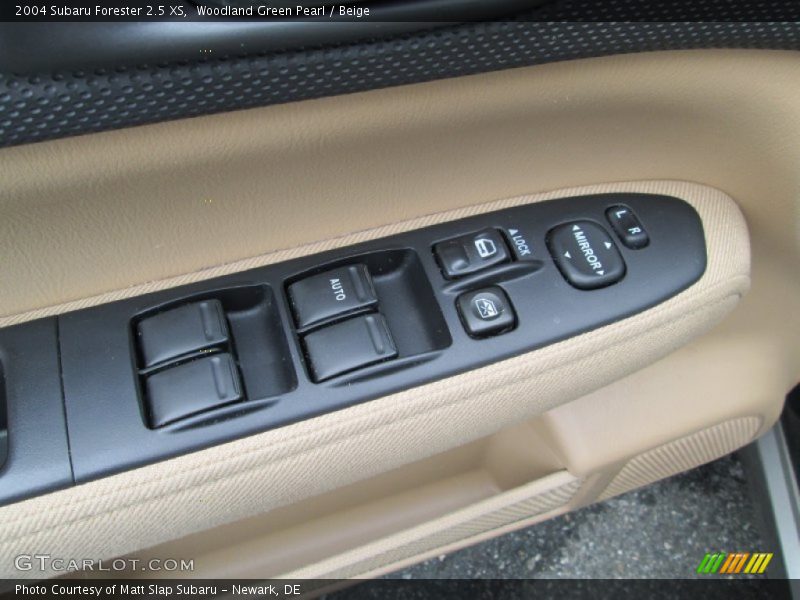 Woodland Green Pearl / Beige 2004 Subaru Forester 2.5 XS