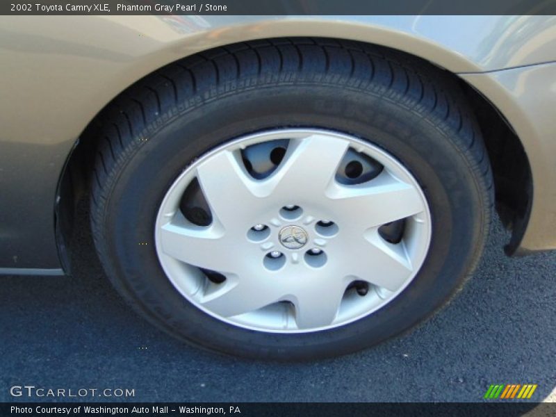 Phantom Gray Pearl / Stone 2002 Toyota Camry XLE
