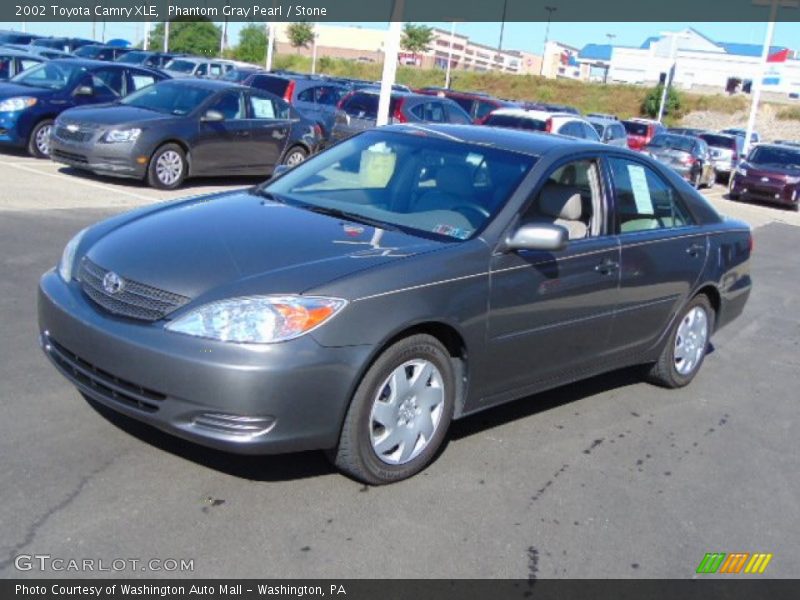 Phantom Gray Pearl / Stone 2002 Toyota Camry XLE