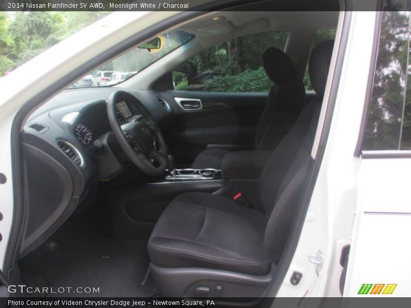 Moonlight White / Charcoal 2014 Nissan Pathfinder SV AWD