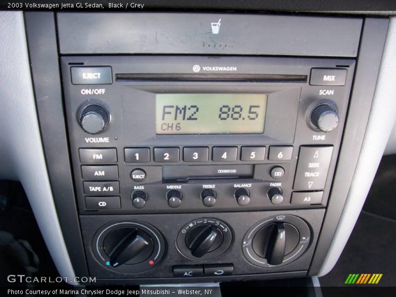 Black / Grey 2003 Volkswagen Jetta GL Sedan