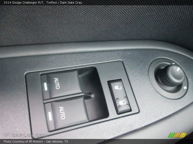 TorRed / Dark Slate Gray 2014 Dodge Challenger R/T