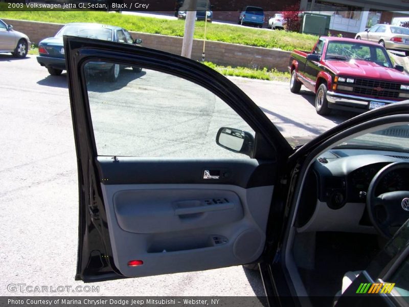 Black / Grey 2003 Volkswagen Jetta GL Sedan