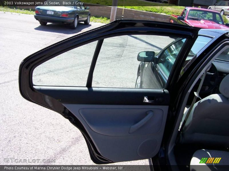 Black / Grey 2003 Volkswagen Jetta GL Sedan