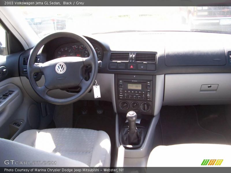 Black / Grey 2003 Volkswagen Jetta GL Sedan