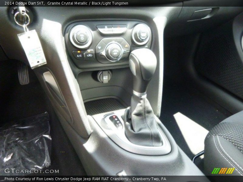 Granite Crystal Metallic / Black/Light Tungsten 2014 Dodge Dart SXT