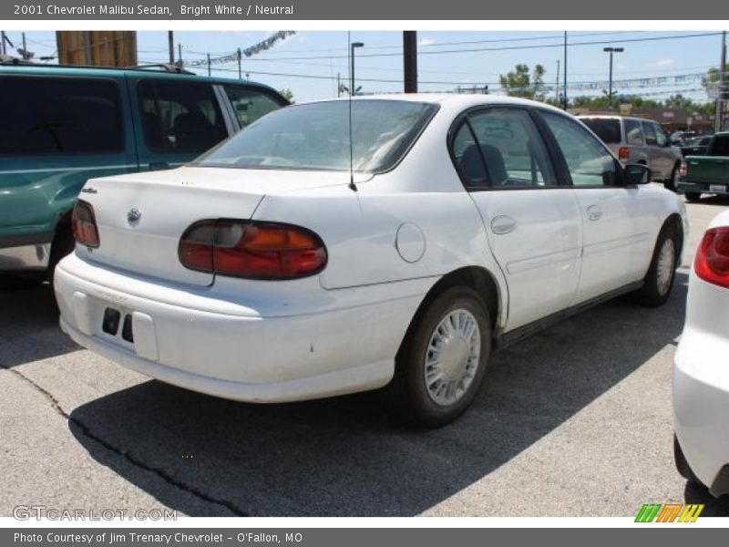 Bright White / Neutral 2001 Chevrolet Malibu Sedan