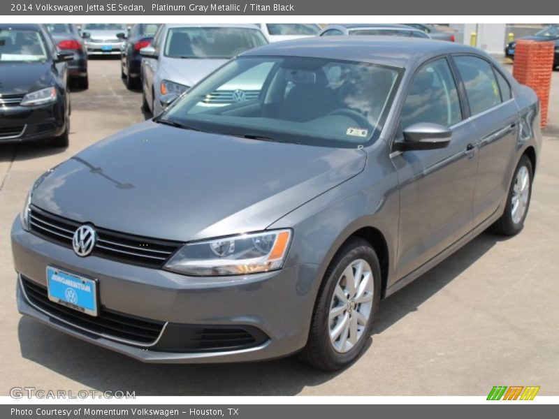 Platinum Gray Metallic / Titan Black 2014 Volkswagen Jetta SE Sedan