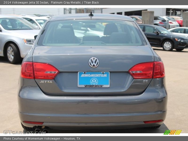 Platinum Gray Metallic / Titan Black 2014 Volkswagen Jetta SE Sedan