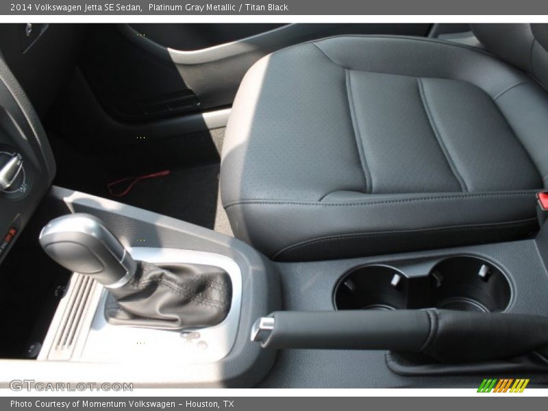 Platinum Gray Metallic / Titan Black 2014 Volkswagen Jetta SE Sedan