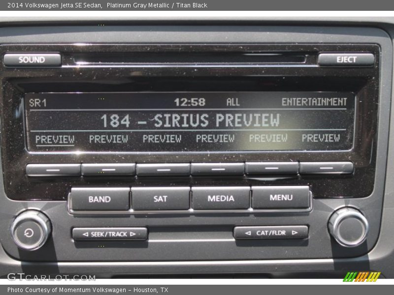 Platinum Gray Metallic / Titan Black 2014 Volkswagen Jetta SE Sedan