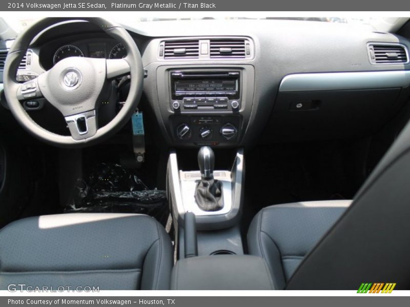 Platinum Gray Metallic / Titan Black 2014 Volkswagen Jetta SE Sedan