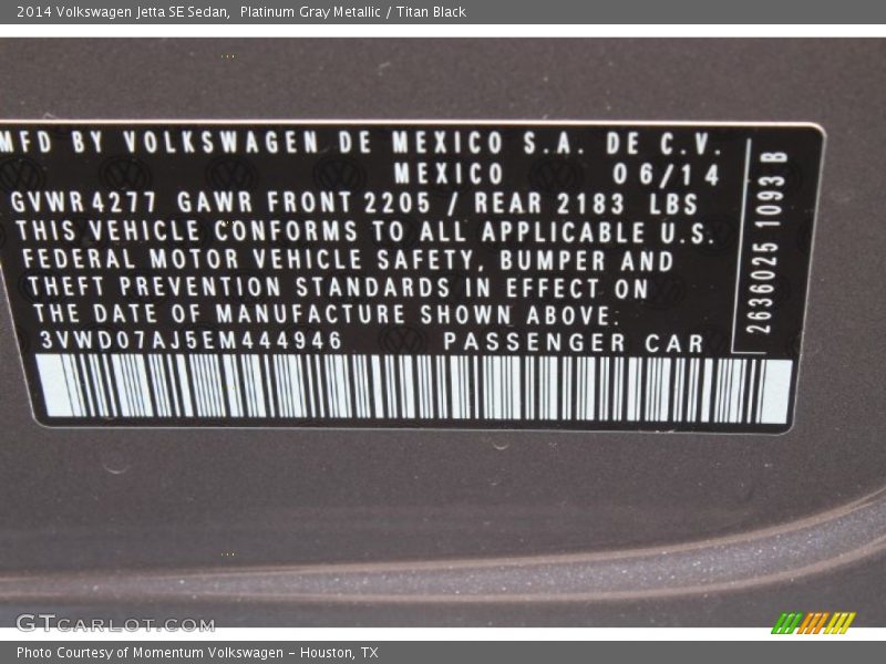 Platinum Gray Metallic / Titan Black 2014 Volkswagen Jetta SE Sedan