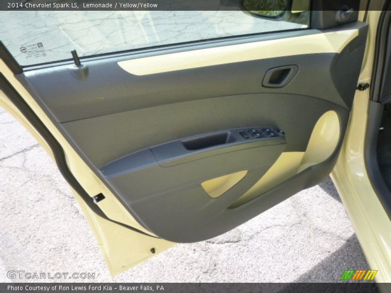 Lemonade / Yellow/Yellow 2014 Chevrolet Spark LS