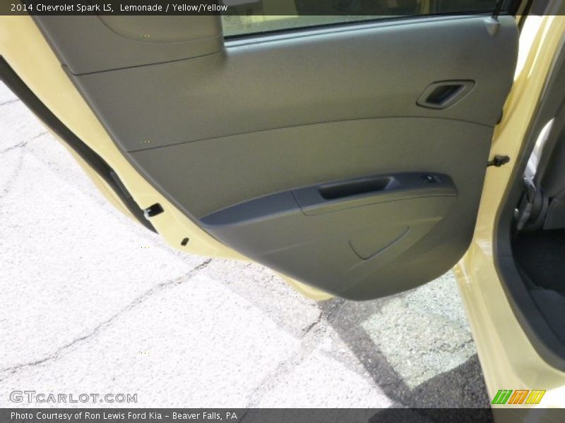 Lemonade / Yellow/Yellow 2014 Chevrolet Spark LS