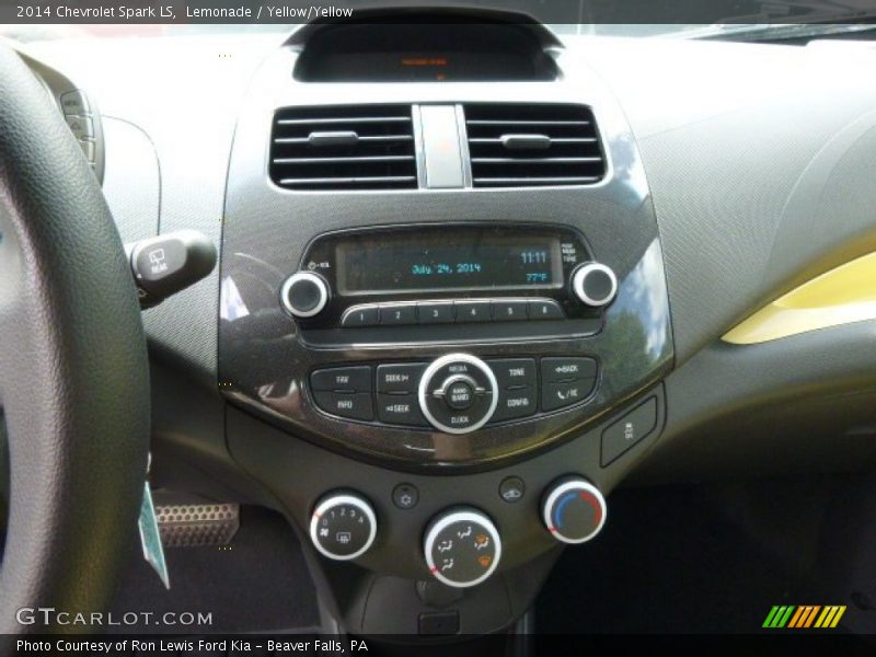 Lemonade / Yellow/Yellow 2014 Chevrolet Spark LS