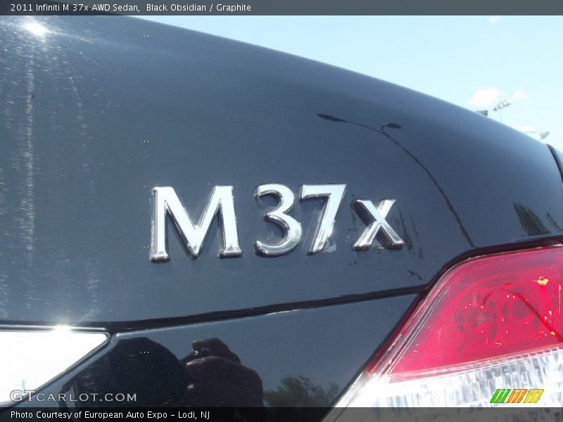 Black Obsidian / Graphite 2011 Infiniti M 37x AWD Sedan
