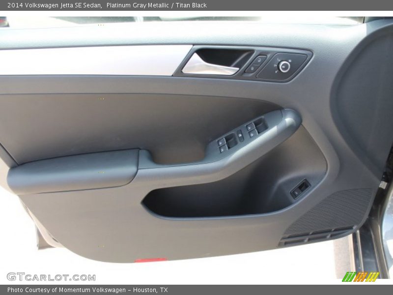 Platinum Gray Metallic / Titan Black 2014 Volkswagen Jetta SE Sedan