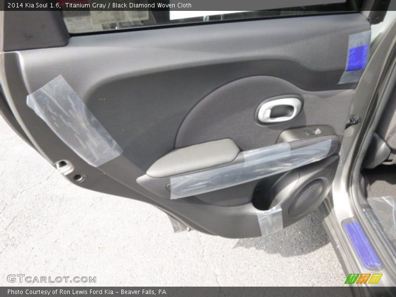 Titanium Gray / Black Diamond Woven Cloth 2014 Kia Soul 1.6