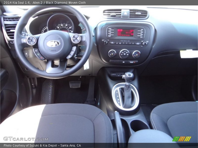 Alien 2 / Black Diamond Woven Cloth 2014 Kia Soul 1.6