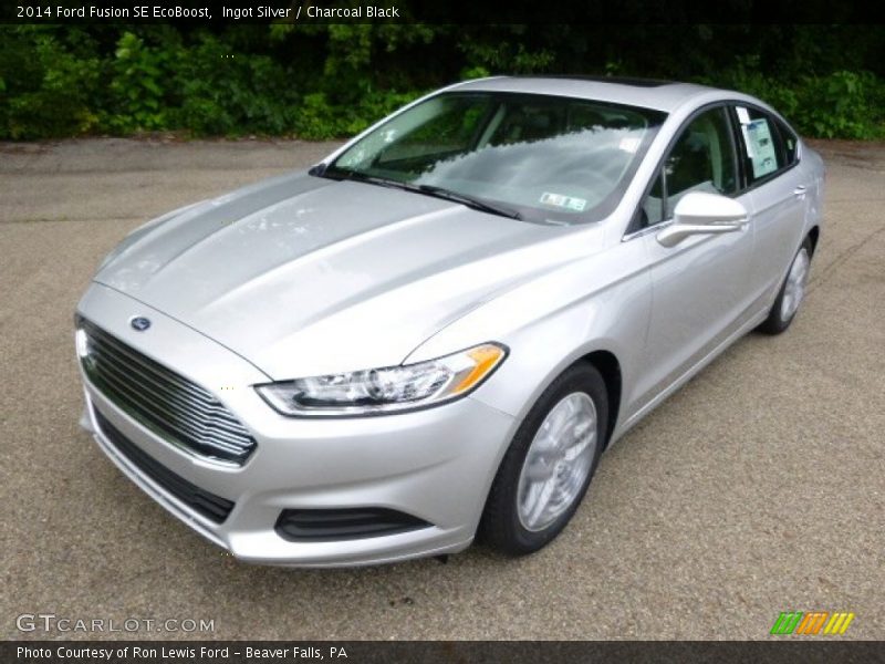 Ingot Silver / Charcoal Black 2014 Ford Fusion SE EcoBoost