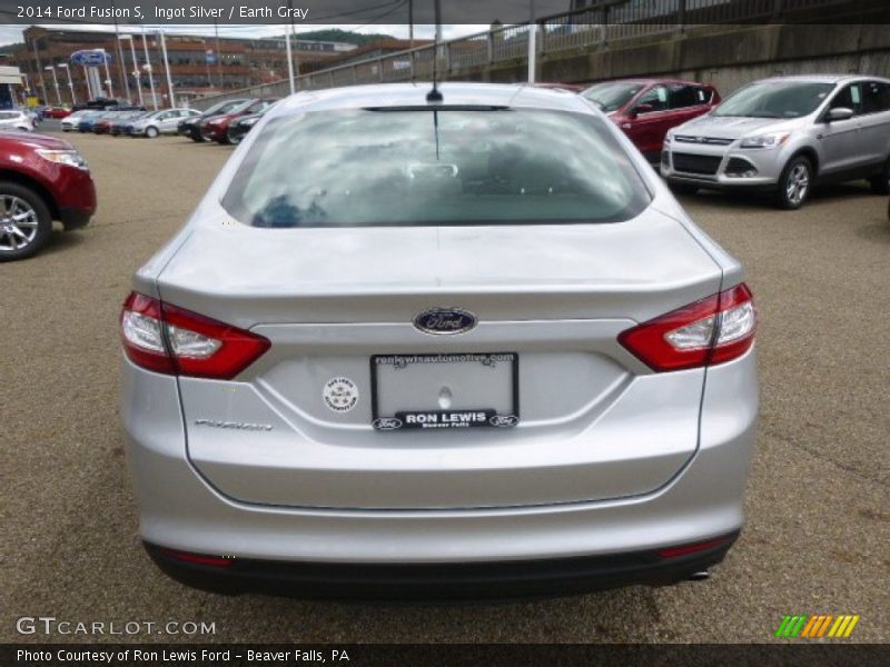 Ingot Silver / Earth Gray 2014 Ford Fusion S