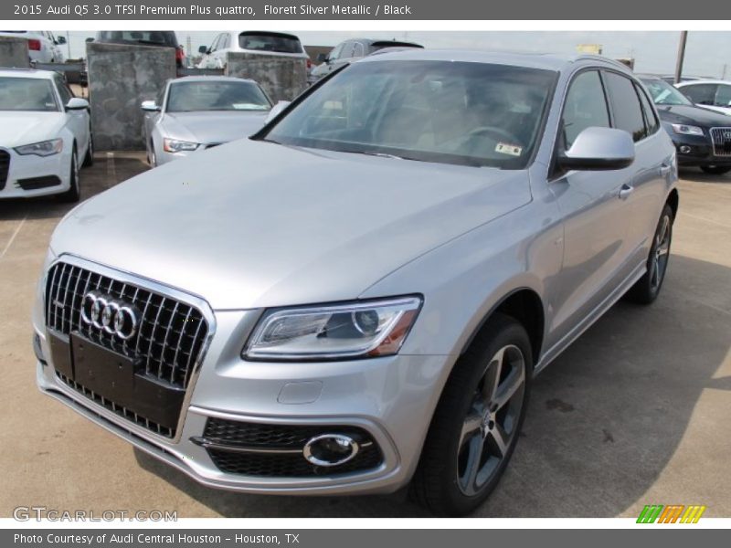 Florett Silver Metallic / Black 2015 Audi Q5 3.0 TFSI Premium Plus quattro