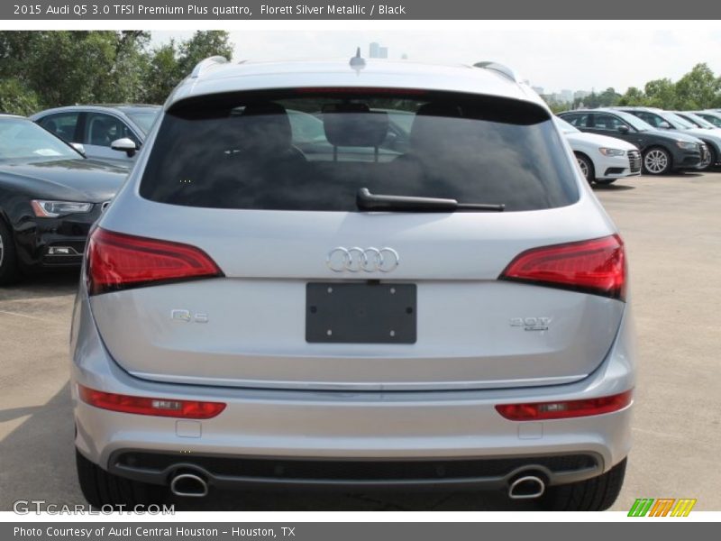Florett Silver Metallic / Black 2015 Audi Q5 3.0 TFSI Premium Plus quattro
