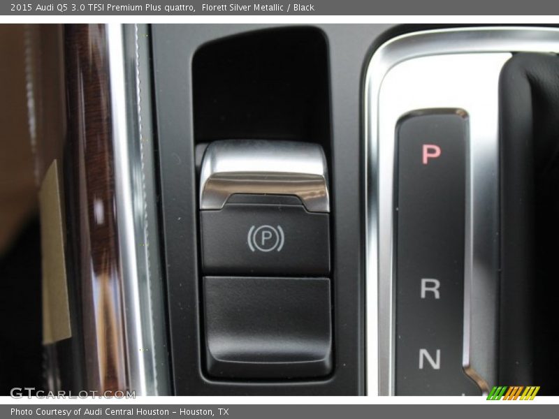 Florett Silver Metallic / Black 2015 Audi Q5 3.0 TFSI Premium Plus quattro