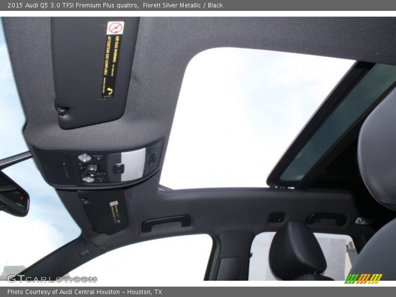 Florett Silver Metallic / Black 2015 Audi Q5 3.0 TFSI Premium Plus quattro