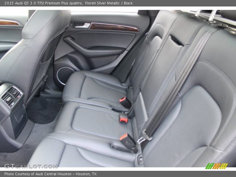 Florett Silver Metallic / Black 2015 Audi Q5 3.0 TFSI Premium Plus quattro