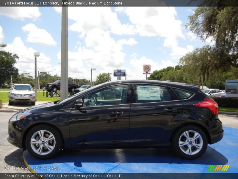 Tuxedo Black / Medium Light Stone 2014 Ford Focus SE Hatchback