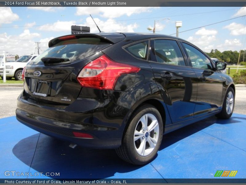 Tuxedo Black / Medium Light Stone 2014 Ford Focus SE Hatchback