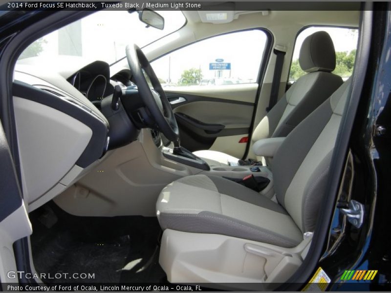 Tuxedo Black / Medium Light Stone 2014 Ford Focus SE Hatchback