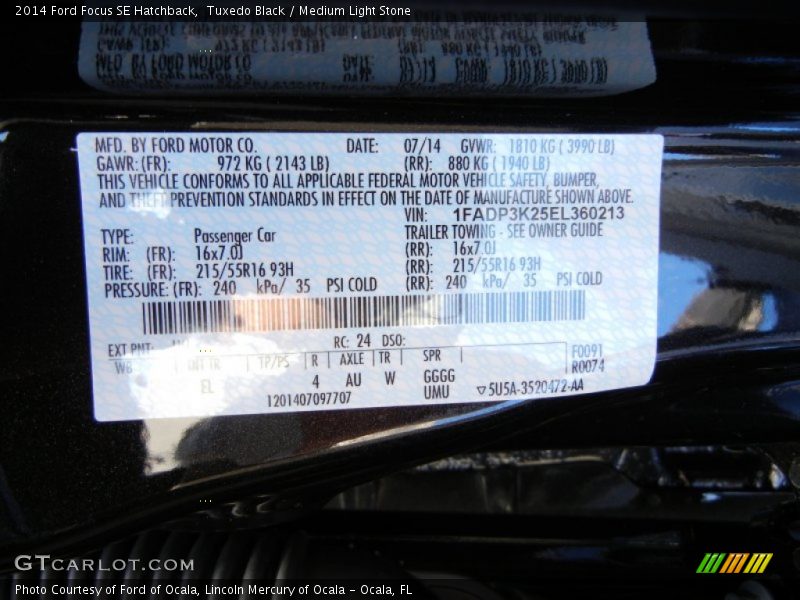 Tuxedo Black / Medium Light Stone 2014 Ford Focus SE Hatchback