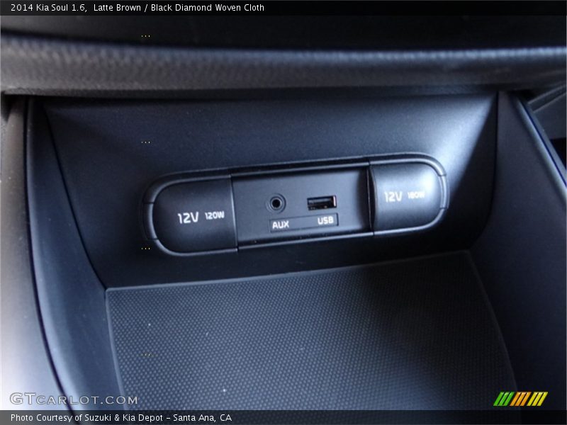 Latte Brown / Black Diamond Woven Cloth 2014 Kia Soul 1.6