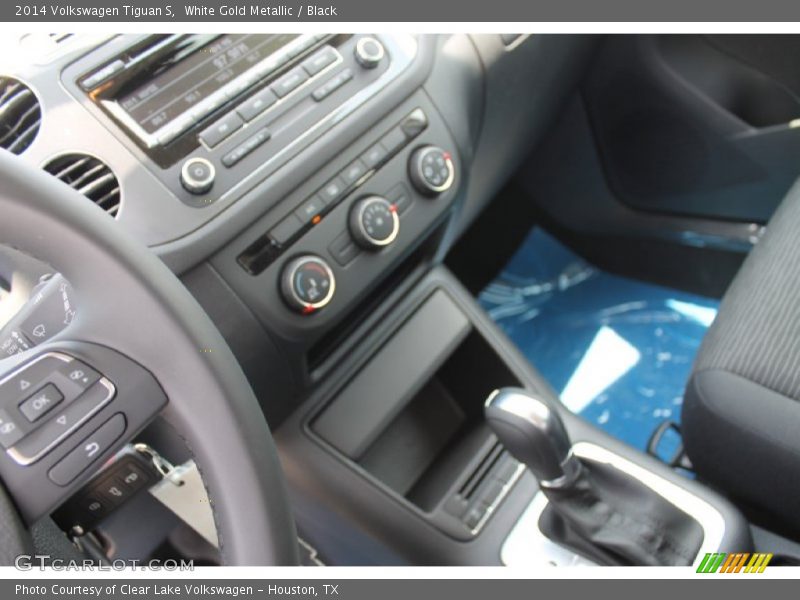 White Gold Metallic / Black 2014 Volkswagen Tiguan S