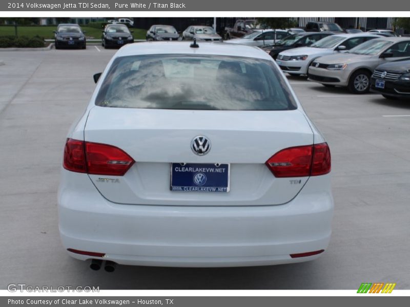 Pure White / Titan Black 2014 Volkswagen Jetta TDI Sedan