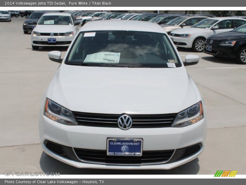 Pure White / Titan Black 2014 Volkswagen Jetta TDI Sedan