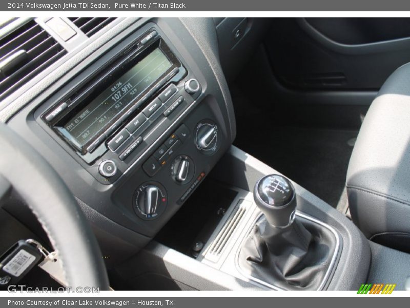 Pure White / Titan Black 2014 Volkswagen Jetta TDI Sedan