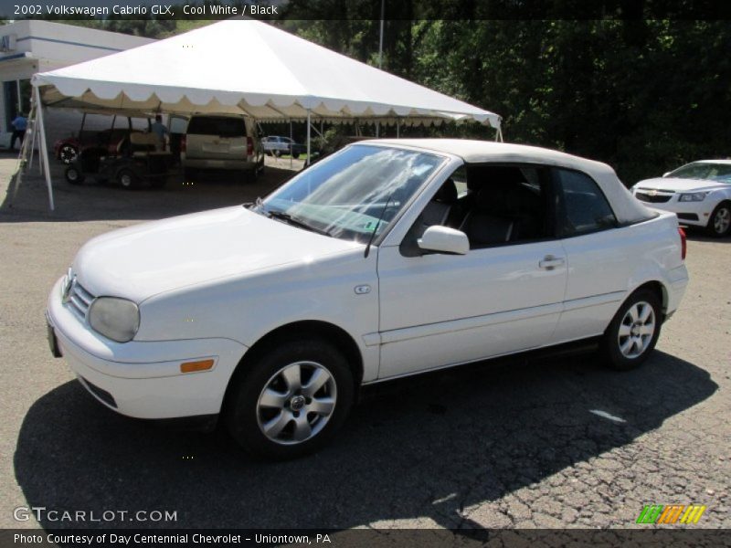 Cool White / Black 2002 Volkswagen Cabrio GLX