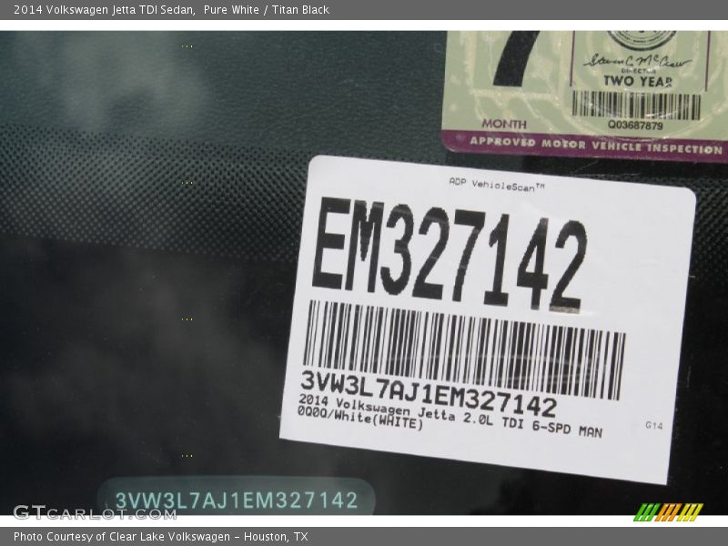 Pure White / Titan Black 2014 Volkswagen Jetta TDI Sedan