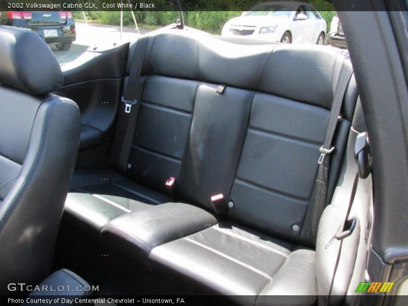 Cool White / Black 2002 Volkswagen Cabrio GLX