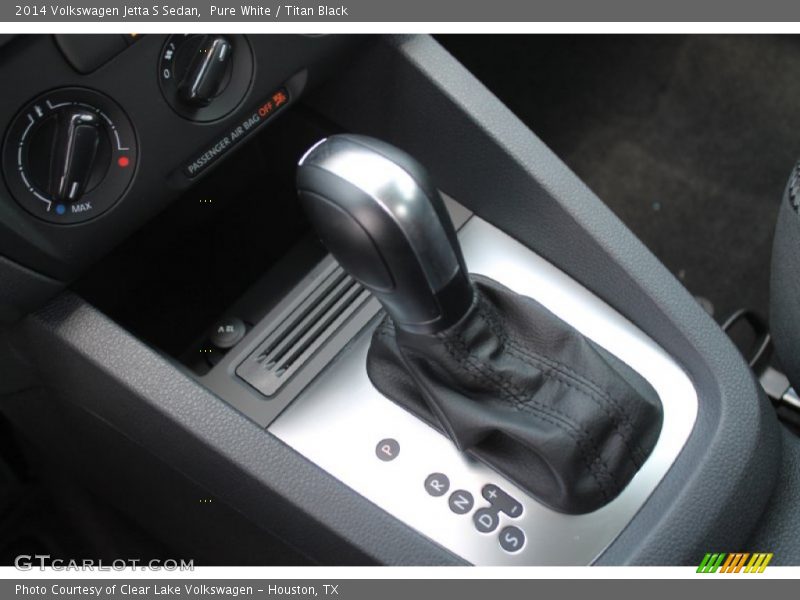Pure White / Titan Black 2014 Volkswagen Jetta S Sedan