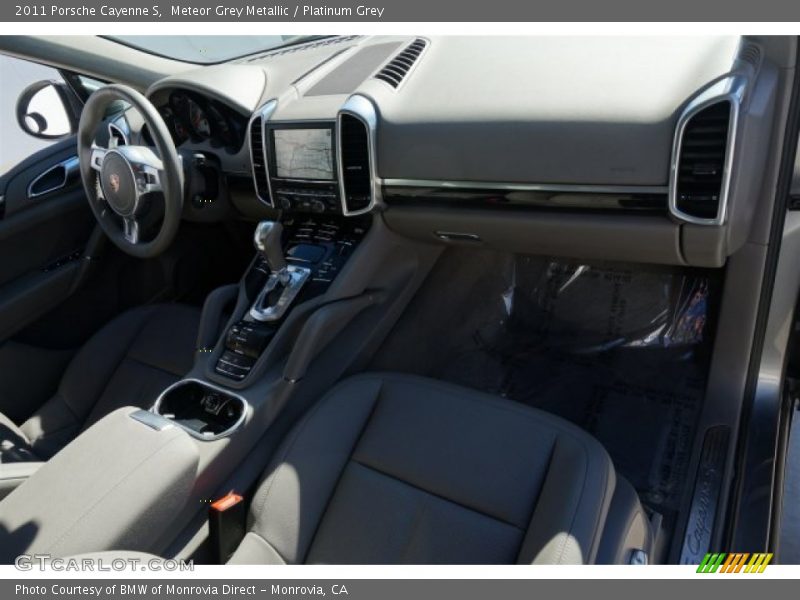 Meteor Grey Metallic / Platinum Grey 2011 Porsche Cayenne S