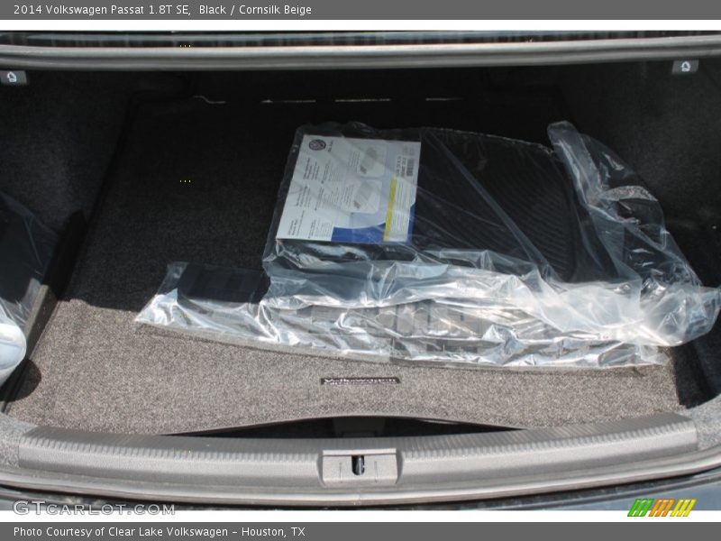 Black / Cornsilk Beige 2014 Volkswagen Passat 1.8T SE