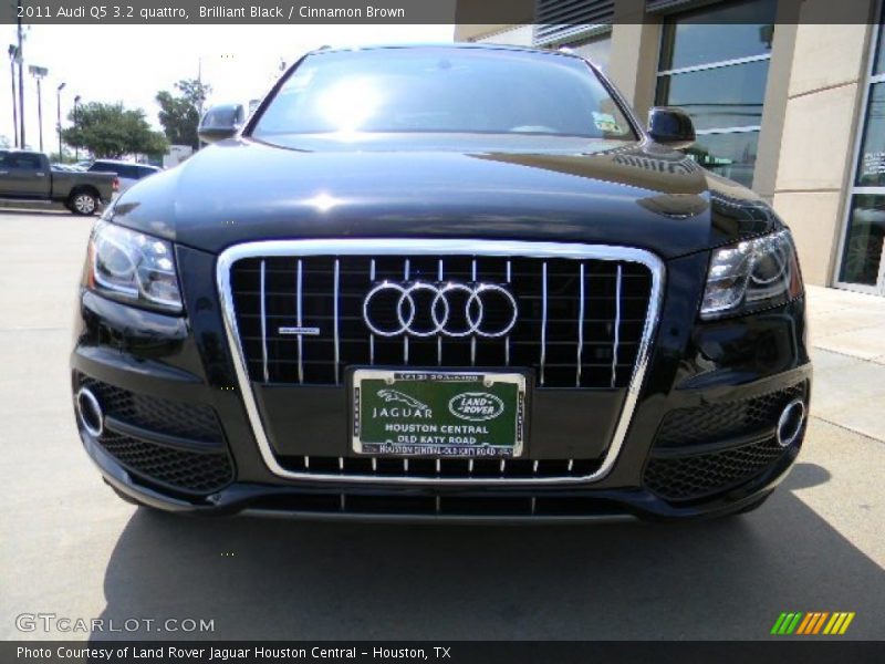 Brilliant Black / Cinnamon Brown 2011 Audi Q5 3.2 quattro