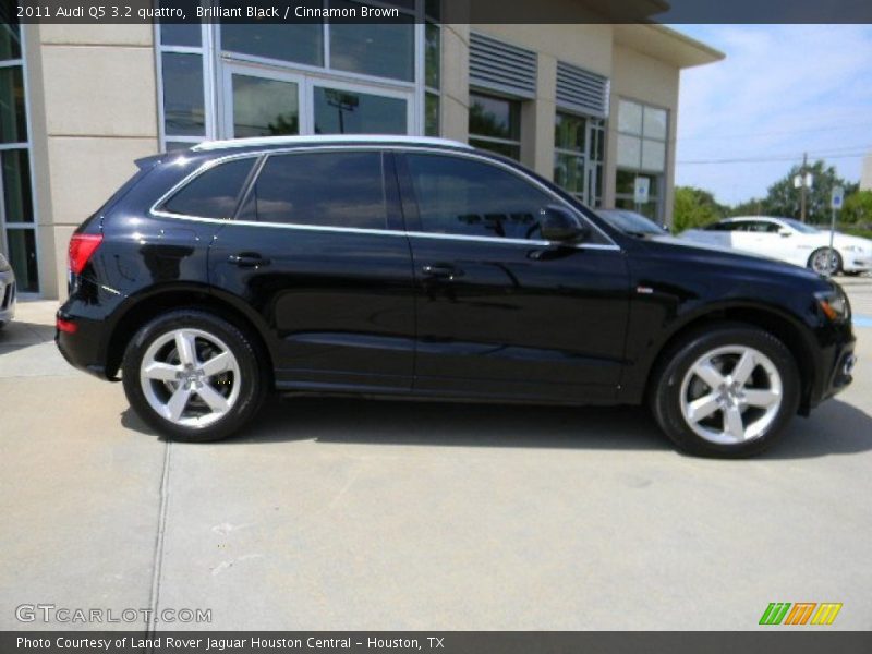 Brilliant Black / Cinnamon Brown 2011 Audi Q5 3.2 quattro