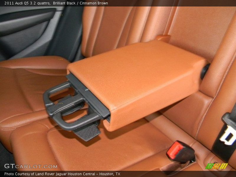 Brilliant Black / Cinnamon Brown 2011 Audi Q5 3.2 quattro