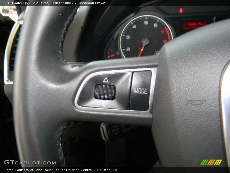 Brilliant Black / Cinnamon Brown 2011 Audi Q5 3.2 quattro